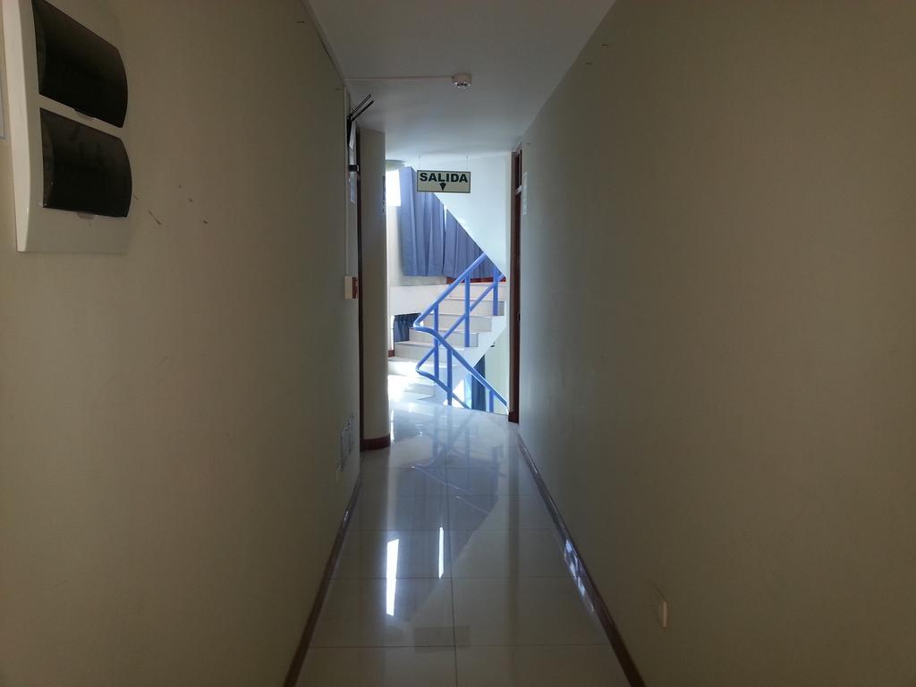 Hostal Puerto Ingles Ilo Bagian luar foto